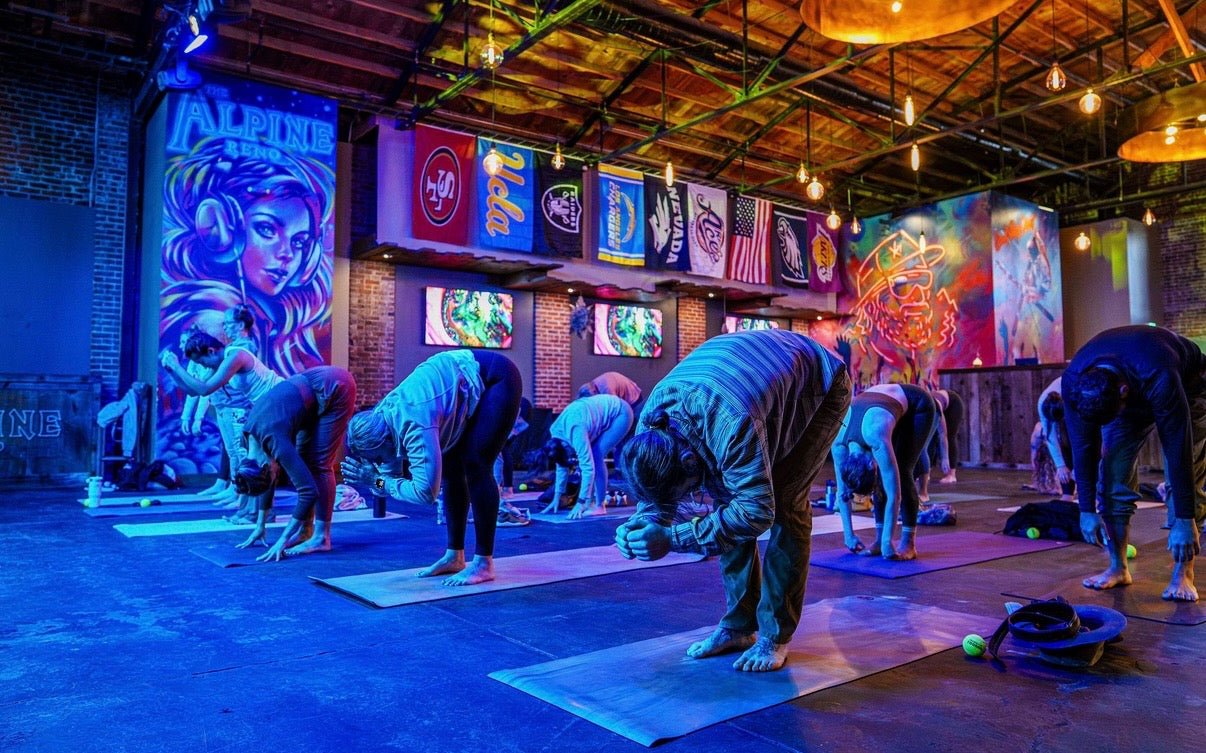 🌑 New Moon Flow & Elixir Experience - Rising For People Coffee Co.Rising For People Coffee Co.Rising For People Coffee Co.🌑 New Moon Flow & Elixir Experience